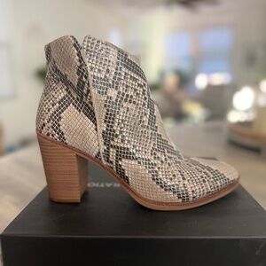 MIA Faux Snakeskin Ankle Boot Block Heel Bootie size 9